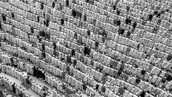 Jawara kategori Street diraih Saurabh Sirohiya Foto: Black and White Photo Awards