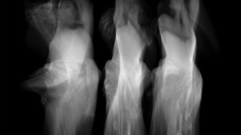 Special Prize for Creativity diraih Dusty Cooper Foto: Black and White Photo Awards