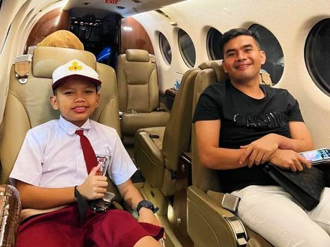 Farel Prayoga Diantar ke Sekolah Naik Jet