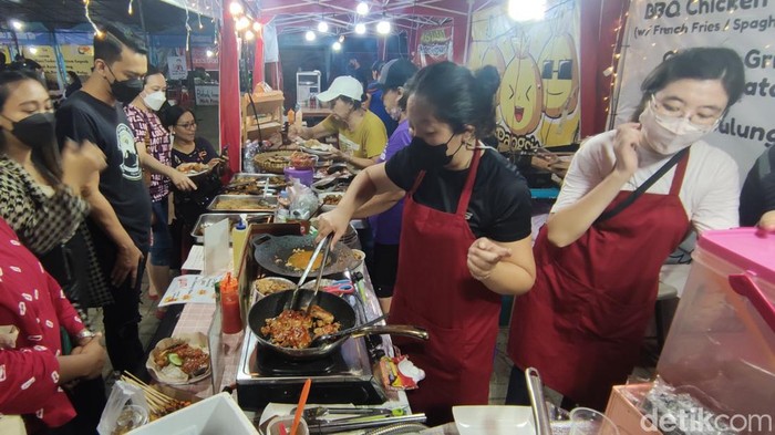 Festival Pedasnesia di Kota Lama Semarang.