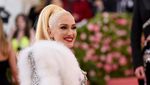 Bibir Merah Merona Gwen Stefani
