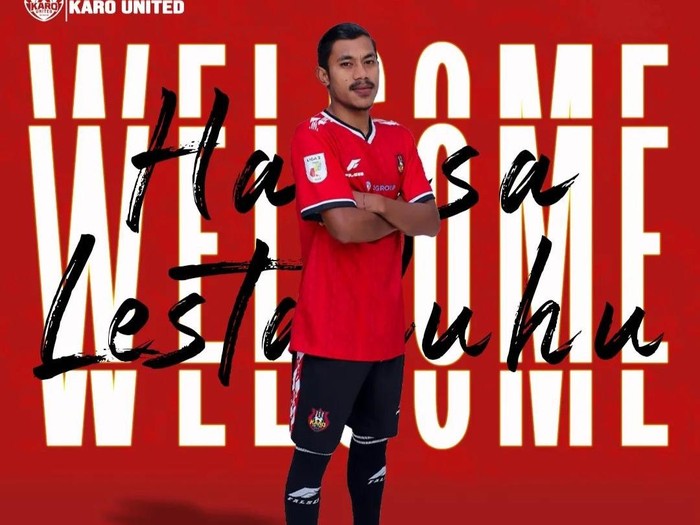 Hamsa Lestaluhu memakai jersey Karo United (istimewa/Instagram Karo United)