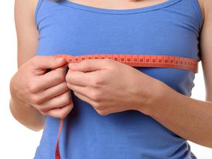 Sering Minum Susu Bikin Payudara Besar, Mitos atau Fakta? Ini Kata Dokter