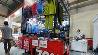 Informasi untuk traveler, tahun ini Indofest dihadiri 89 exhibitor dari brand-brand lokal ternama, Seperti Consina, Eiger, Arei, dan masih banyak lagi. Tidak hanya itu ada juga brand luar yang ikut ambil bagian dan siap memberikan diskon menarik seperti Deuter, The North Face, Osprey dan masih banyak lagi.