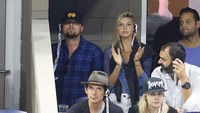 Setelah itu, Leonardo DiCaprio juga menjalin berpacaran selama setahun dengan Kelly Rohrbarch. Foto: GC Images/Jean Catuffe