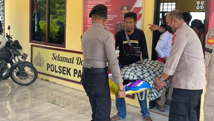 IPDA Thomas (49) ditemukan tidak bernyawa dalam ruang kerjanya di Polsek Pangale, Kecamatan Pangale, Kabupaten Mamuju Tengah (Mateng), Sulawesi Barat (Sulbar).