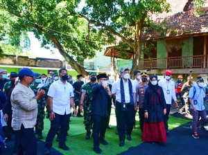Menko Luhut Takjub Gedung Inggrisan di Banyuwangi