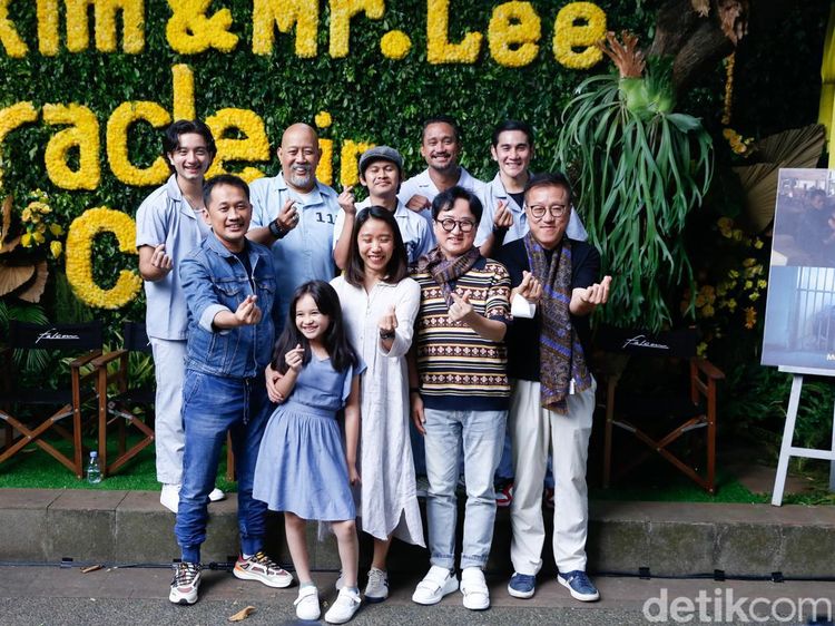 Keseruan Para Bintang Miracle In Cell No.7 Indonesia dan Kreator Aslinya