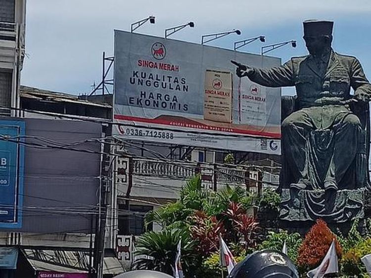 Detik-detik Pemindahan Patung Bung Karno