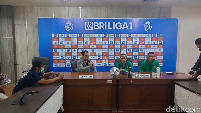 Pelatih Surabaya, Aji Santoso