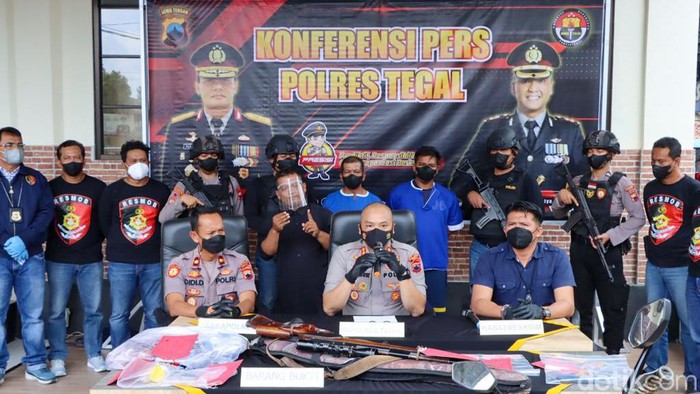 Polres Tegal jumpa pers penangkapan pelaku penembakan yang menewaskan penjual nasi goreng, Kamis (1/9/2022).