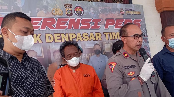 Polsek Denpasar Timur mengungkap kasus penjualan judi togel online, Kamis (1/9/2022).