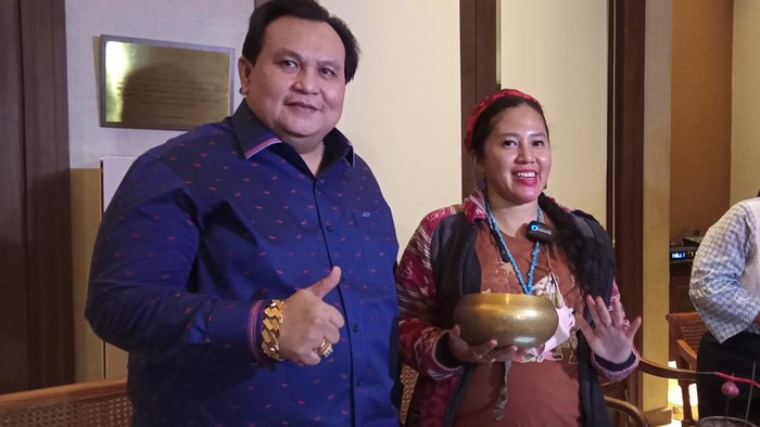 Rara Pawang Hujan