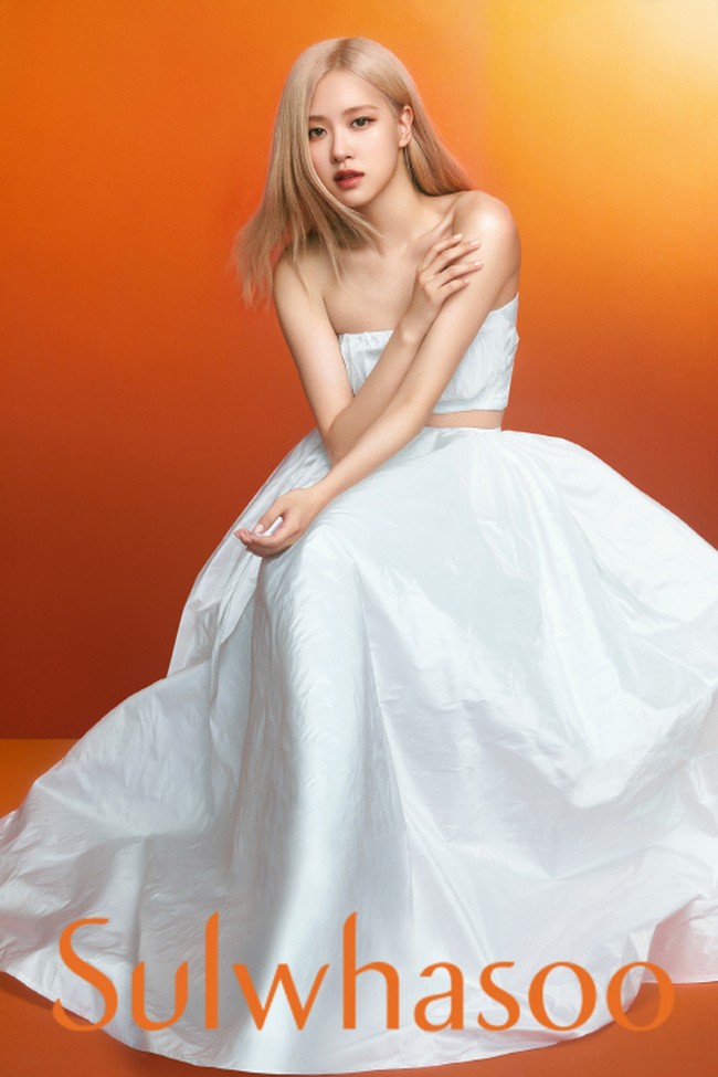 Sebelum Rose BLACKPINK, ada Song Hye Kyo yang didapuk sebagai brand ambassador pada 2018. Saat itu dia belum lama menikah dengan Song Joong Ki. Foto: dok. Sulwhasoo