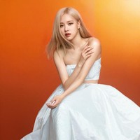 Sebelum Rose BLACKPINK, ada Song Hye Kyo yang didapuk sebagai brand ambassador pada 2018. Saat itu dia belum lama menikah dengan Song Joong Ki. Foto: dok. Sulwhasoo