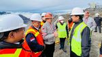 Senyum Jokowi Saat Kunjungi Tambang Grasberg, Papua