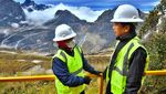 Senyum Jokowi Saat Kunjungi Tambang Grasberg, Papua