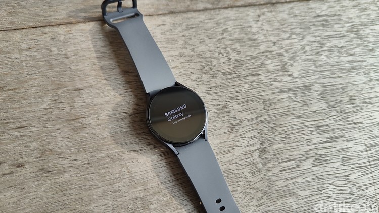 Samsung Galaxy Watch 5 Samsung Galaxy Watch 5