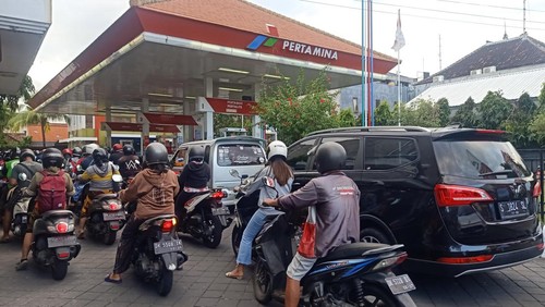 Suasana Pertamina 54.801.39 atau SPBU Kamboja, Denpasar, Bali, Kamis (1/9/2022).