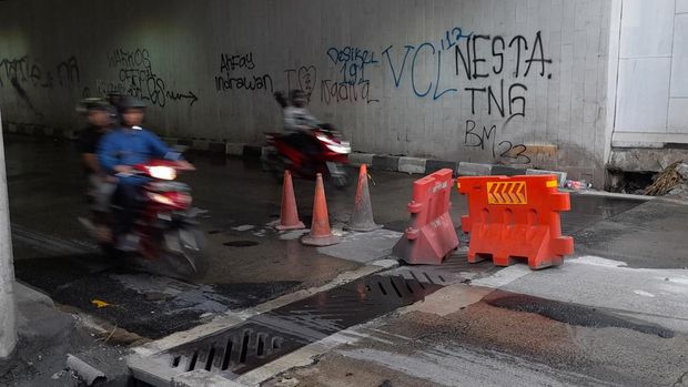 Titik kerusakan baru tutup got di underpass Jl Sholeh Iskandar (Sholis) Kota Bogor.