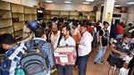 Toko Miras di India Diserbu Pembeli hingga Raknya Kosong, Ada Apa?
