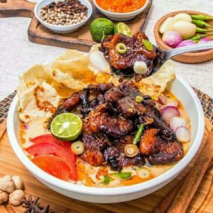 Yummy! 4 Soto 'Sultan' Ini Pakai Isian Daging Wagyu Juicy