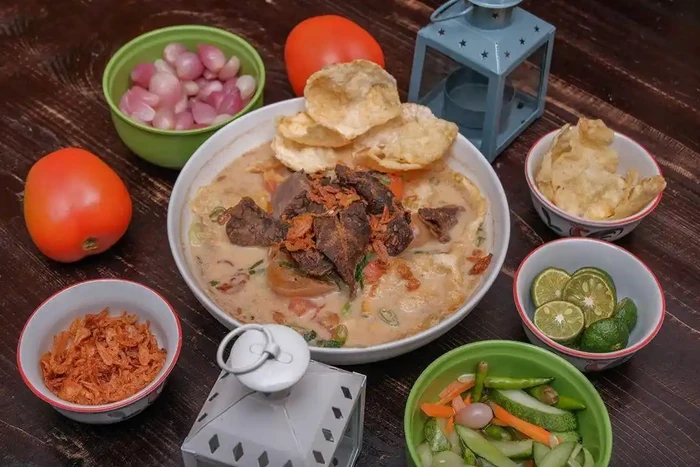 Yummy! 4 Soto ‘Sultan’ Ini Pakai Isian Daging Wagyu Juicy