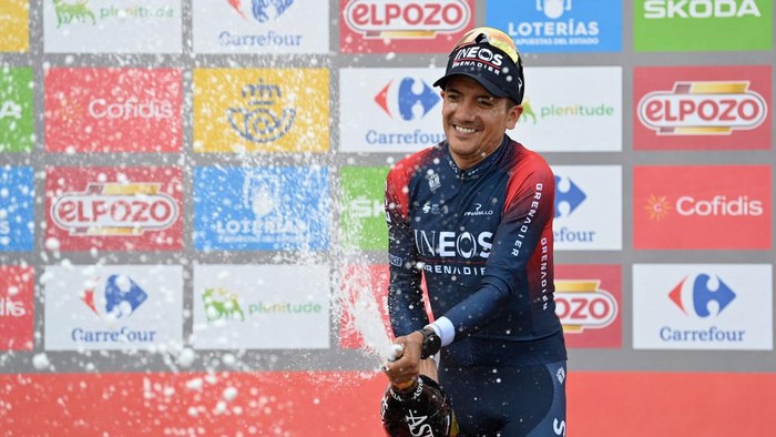 1419929785 ESTEPONA, SPAIN - SEPTEMBER 01: Remco Evenepoel of Belgium and Team Quick-Step - Alpha Vinyl - Red Leader Jersey competes during the 77th Tour of Spain 2022, Stage 12 a 192,7km stage from SalobreΓ±a - PeΓ±as Blancas. Estepona 1260m / #LaVuelta22 / #WorldTour / on September 01, 2022 in Estepona, Spain. (Photo by Tim de Waele/Getty Images)