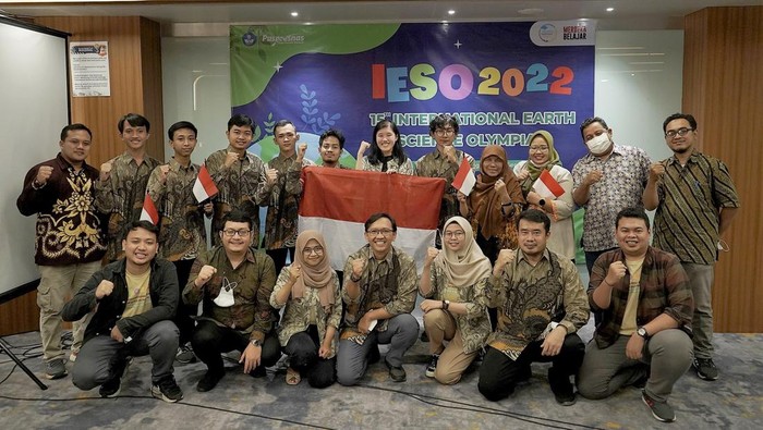 Tim Indonesia Sabet 14 Medali Sekaligus di Ajang IESO ke-15