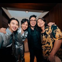 Ari Irham mencuri perhatian setelah membintang film Mencuri Raden Saleh. Di film tersebut, aktor 20 tahun itu bermain bersama Iqbaal Ramadhan dan Angga Yunanda. Foto: dok. Instagram/@ariirhamm