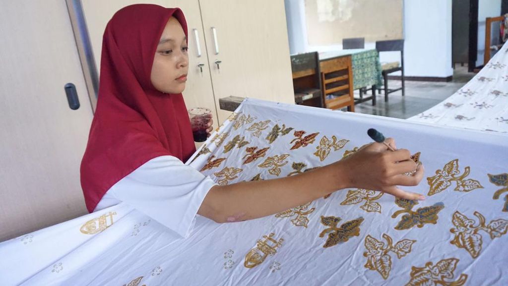 Batik Sasambo SMKN 5 Mataram Tembus Pasar Global, Dikenal sampai Arab