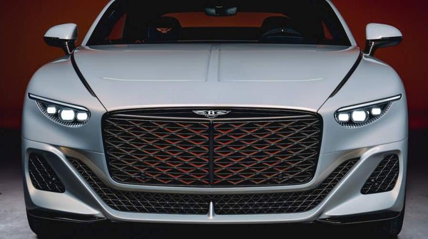 Ini Dia Tampang Mobil para Miliarder, Bentley Mulliner Batur