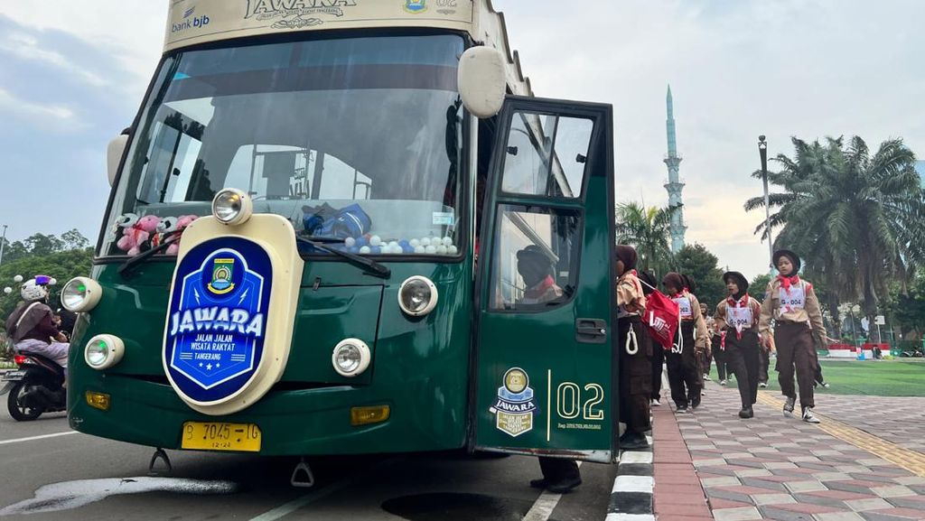 Pakai Bus JAWARA, Keliling Kota Tangerang Mudah & Gratis!