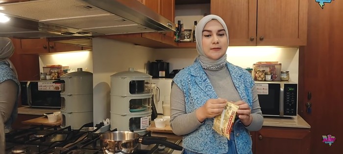 Galeri Dapur Irish Bella Potret Dapur Irish Bella dan Ammar Zoni yang Kece Minimalis