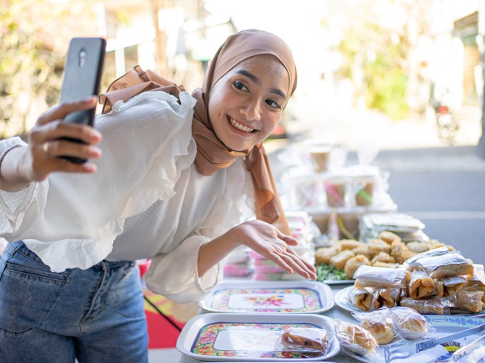 Ilustrasi promosikan bisnis kuliner