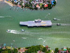 India Pamerkan Kapal Induk Pertama Buatan Dalam Negeri, Lirik China