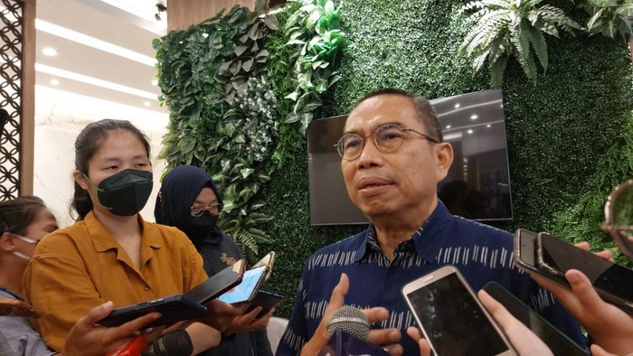 Kepala Divisi Sekretaris Perusahaan PT TransJakarta Anang Rizkani (Tiara/detikcom)