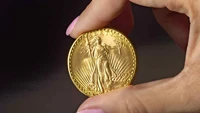 Koin emas Double Eagle adalah mata uang emas terakhir yang dicetak di AS. Koinya menjadi terlangka di dunia karena satu-satunya yang masih bertahan hingga kini. Foto: Sothebys Auctions/ Istimewa