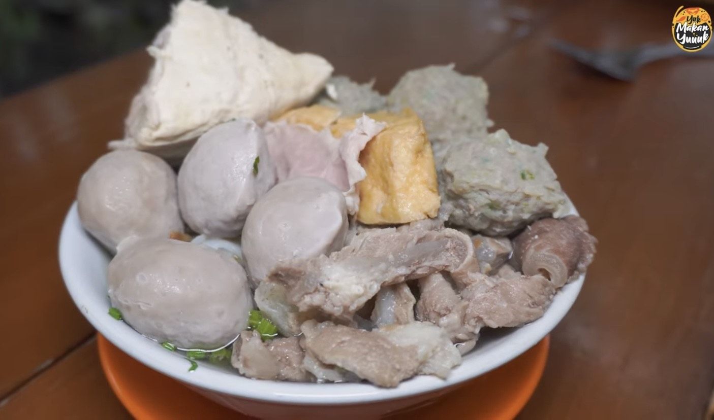 kuliner viral kuburan