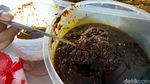 Di Depan GOR Bulungan Ada Nasi Bebek Khas Madura yang Pedas Nendang