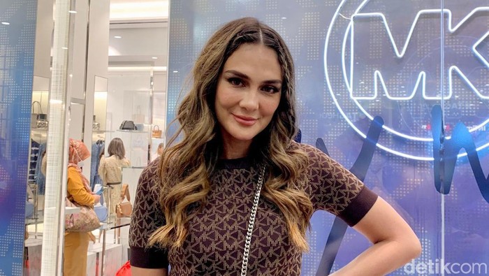 Luna Maya
