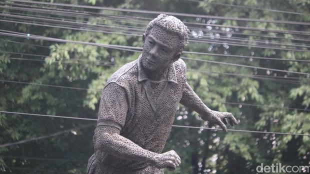 Monumen Sepak Bola di Kota Bandung.