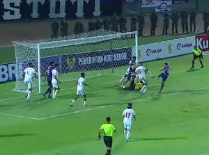 Persik Vs PSM Berakhir Imbang 0-0 dengan Banjir Kartu, 8 Kuning-2 Merah