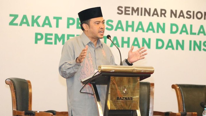 Pimpinan BAZNAS RI KH Achmad Sudrajat, Lc, MA,