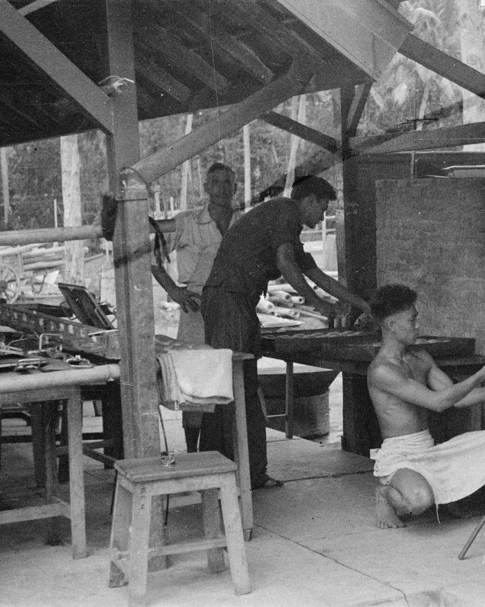 Potret lawas toko roti