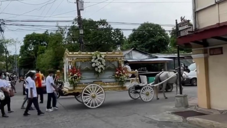 Prosesi pemakaman di Filipina