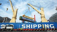 Sebelumnya, kereta ini dikirimkan dari Pelabuhan Qingdao, China pada 21 Agustus lalu dengan menggunakan kapal kargo Cosco Shipping.