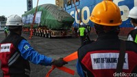 Kedatangan dan unloading rangkaian kereta api cepat Jakarta-Bandung perdana di Pelabuhan Tanjung Priok ini disaksikan oleh Wakil Menteri BUMN II, Kartika Wirjoatmodjo dan Manajemen serta keluarga besar proyek KCJB.