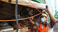 Pengiriman rangkaian kereta api cepat Jakarta-Bandung ini dilakukan dalam 4 batch. Setelah kedatangan perdana, rangkaian kereta api cepat ini selanjutnya akan tiba pada 25 Desember 2022, 25 Februari 2023 dan 15 Maret 2023.