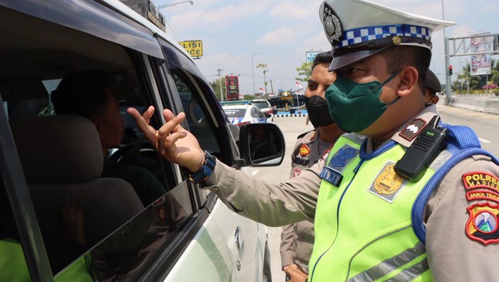 ribuan personel berjaga saat puncak satu abad psht
